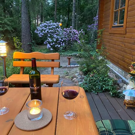 Tatil Evi Waldhaus Eichhoernchen *