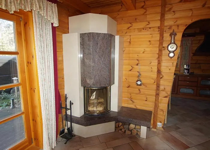 Waldhaus Eichhoernchen