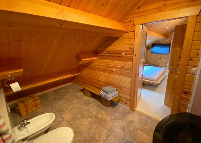 Waldhaus Eichhoernchen